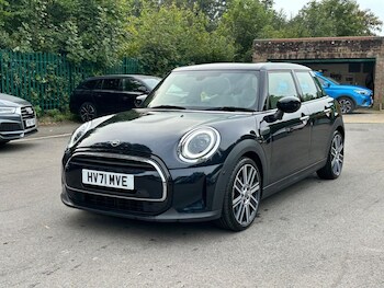 Used MINI Hatch 2021 for sale - 76840579: Photo