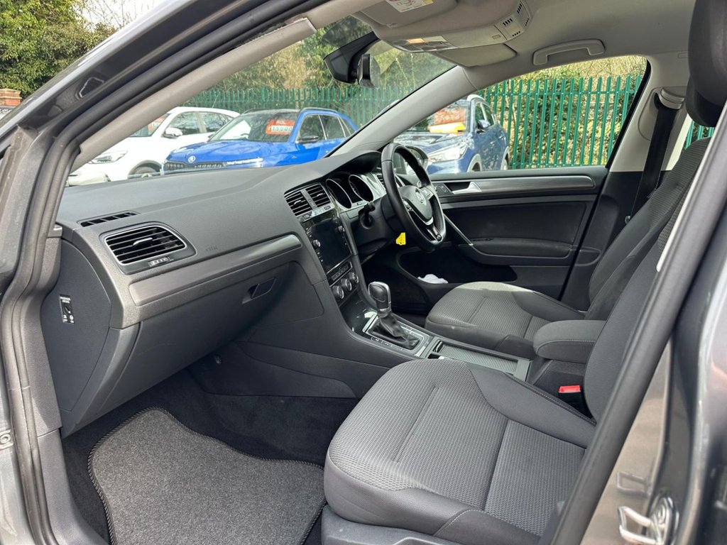 Used Volkswagen Golf 2017 for sale - 78056176: Photo 13