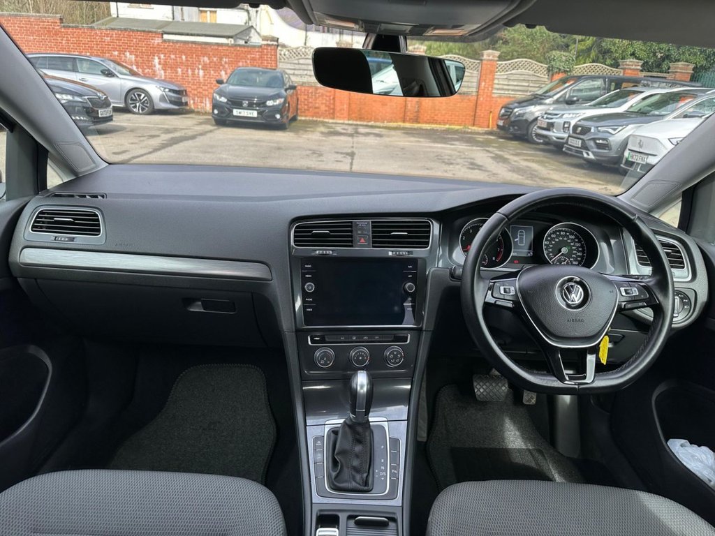 Used Volkswagen Golf 2017 for sale - 78056176: Photo 19