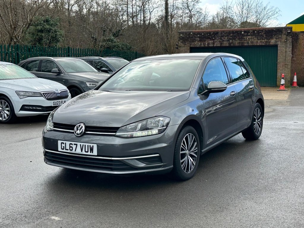 Used Volkswagen Golf 2017 for sale - 78056176: Photo 3