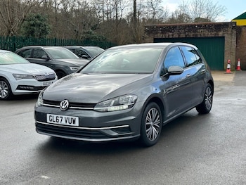 Used Volkswagen Golf 2017 for sale - 78056176: Photo