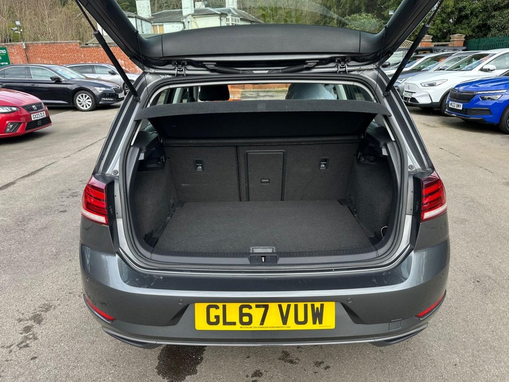 Used Volkswagen Golf 2017 for sale - 78056176: Photo 9