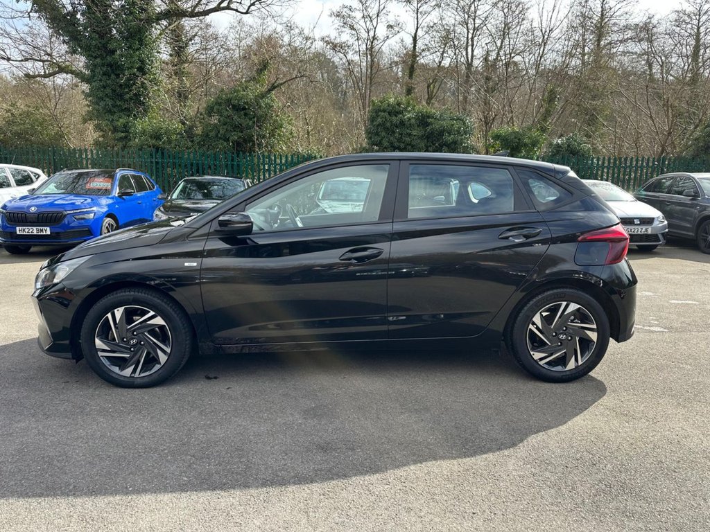 Used Hyundai i20 2023 for sale - 77920372: Photo 5