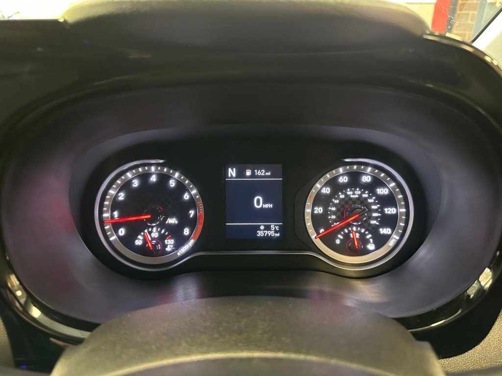 Used Hyundai i10 2023 for sale - 76840605: Photo 19