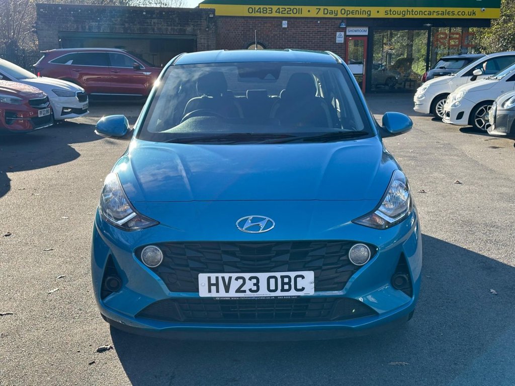 Used Hyundai i10 2023 for sale - 76840605: Photo 2