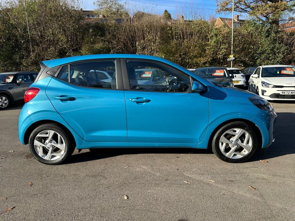 Used Hyundai i10 2023 for sale - 76840605: Photo 4