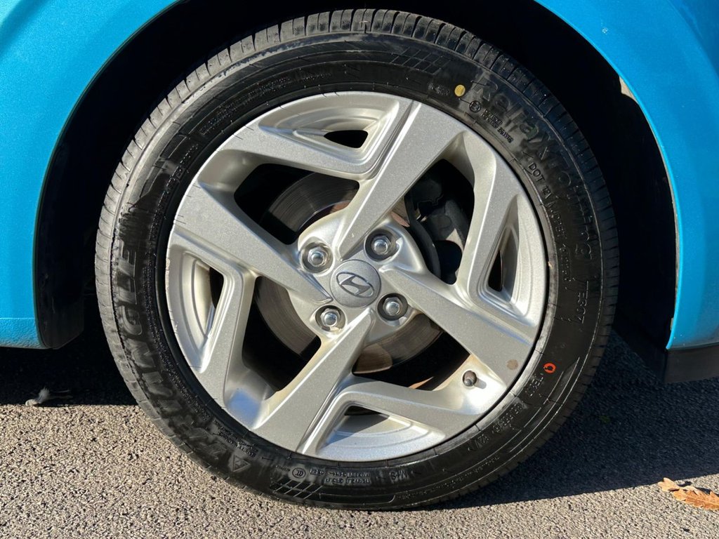 Used Hyundai i10 2023 for sale - 76840605: Photo 9