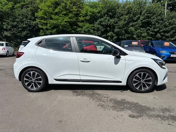 Used Renault Clio 2023 for sale - 78781003: Photo