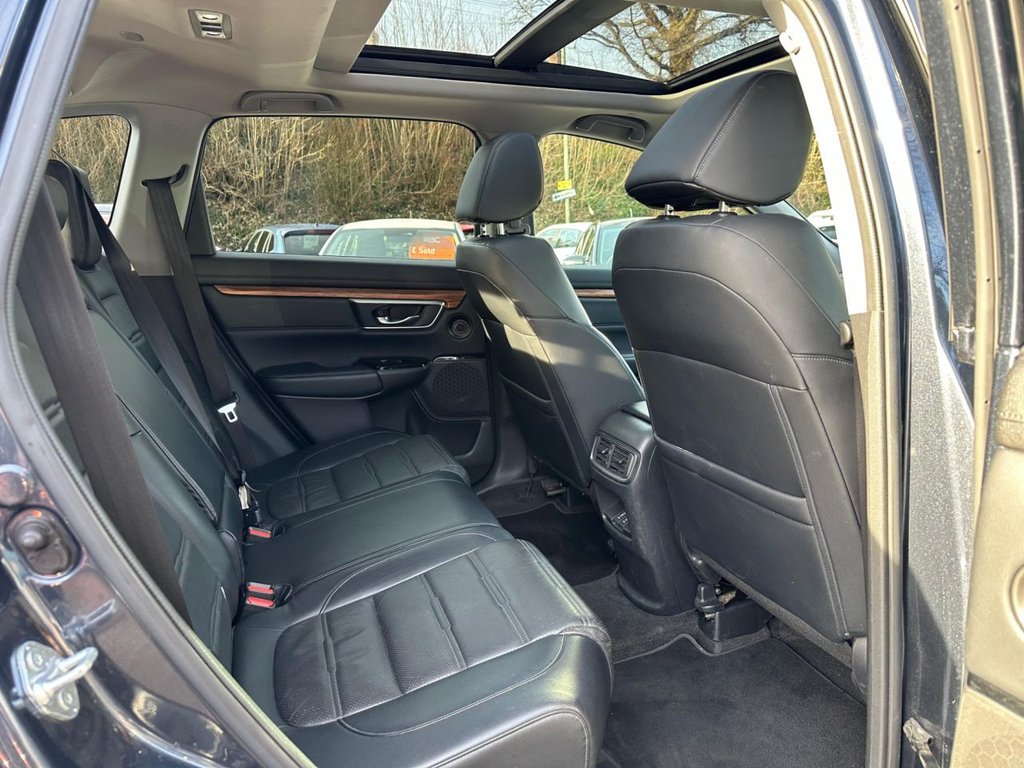 Used Honda CR-V 2019 for sale - 77133717: Photo 15