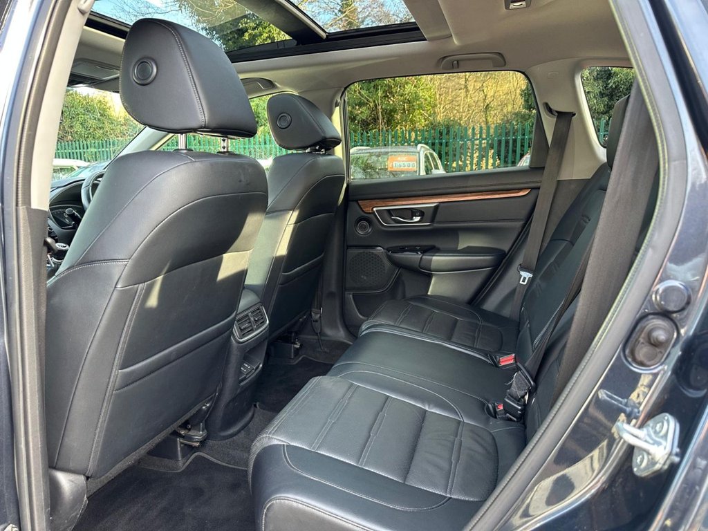 Used Honda CR-V 2019 for sale - 77133717: Photo 16