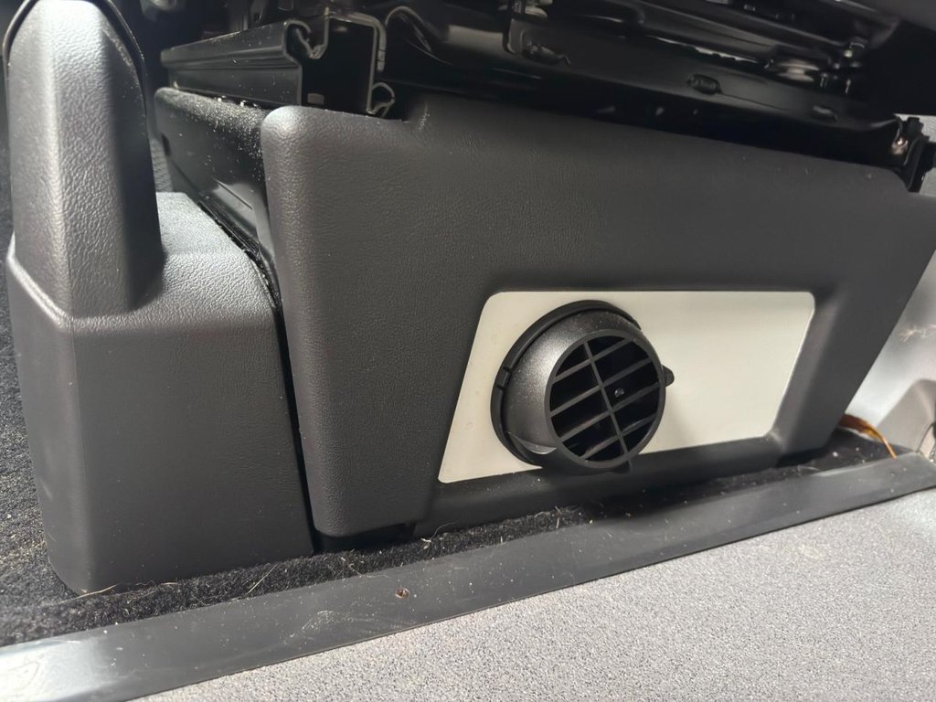 Used Volkswagen Transporter 2022 for sale - 76840587: Photo 37