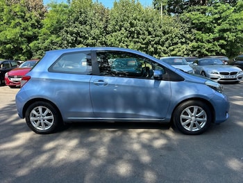 Used Toyota Yaris 2012 for sale - 79221308: Photo