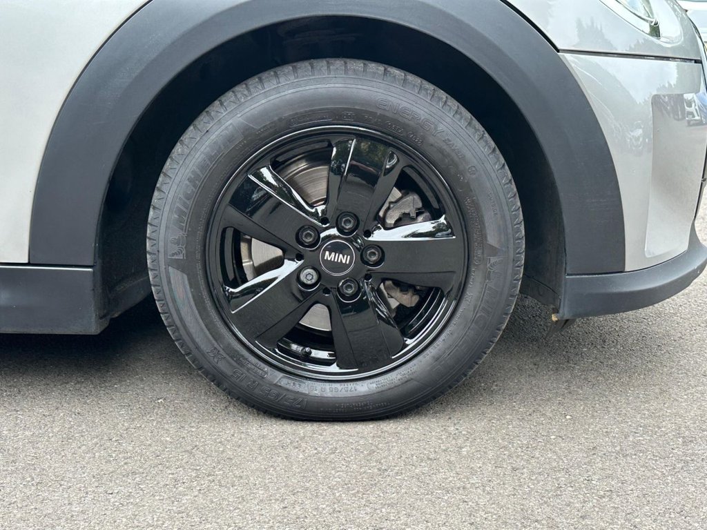 Used MINI Convertible 2023 for sale - 77668825: Photo 11
