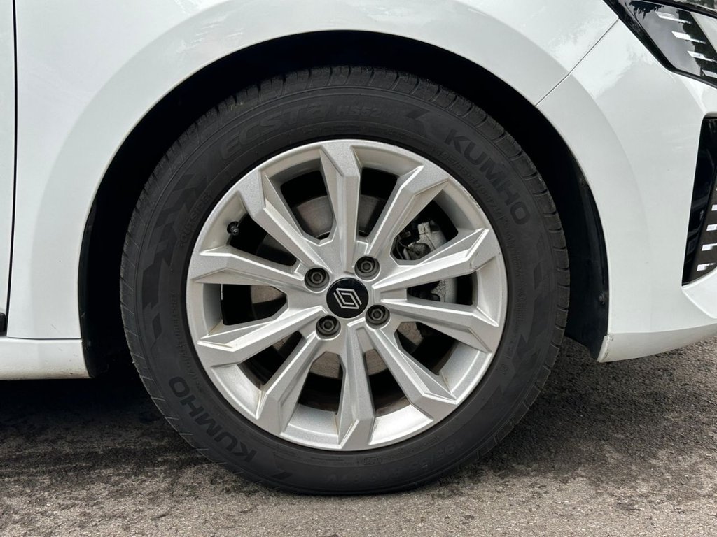 Used Renault Clio 2024 for sale - 76840626: Photo 10