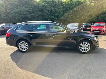 Used Skoda Superb 2023 for sale - 79749369: Photo