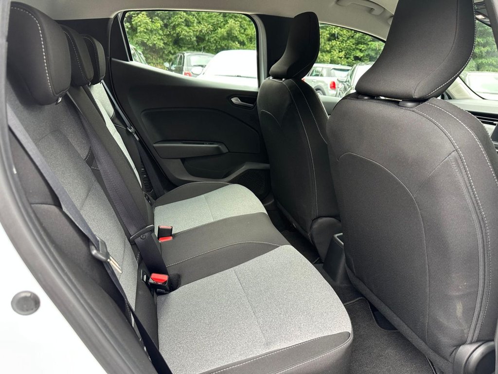 Used Renault Clio 2023 for sale - 77520947: Photo 16