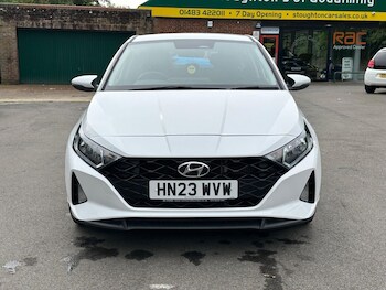 Used Hyundai i20 2023 for sale - 76840586: Photo