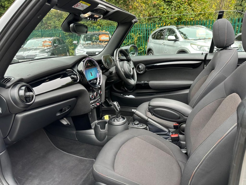 Used MINI Convertible 2023 for sale - 76840584: Photo 19