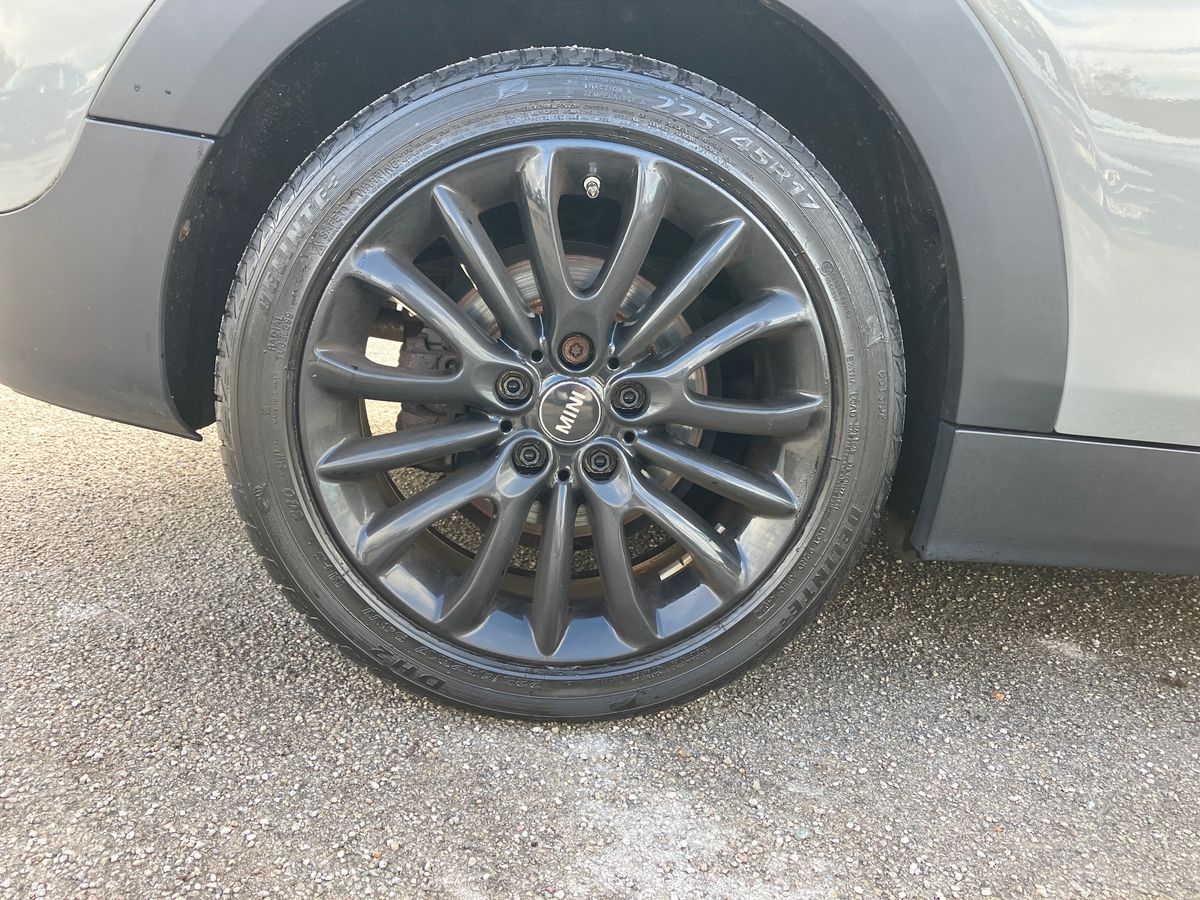 Used MINI Clubman 2017 for sale - 76351890: Photo 7