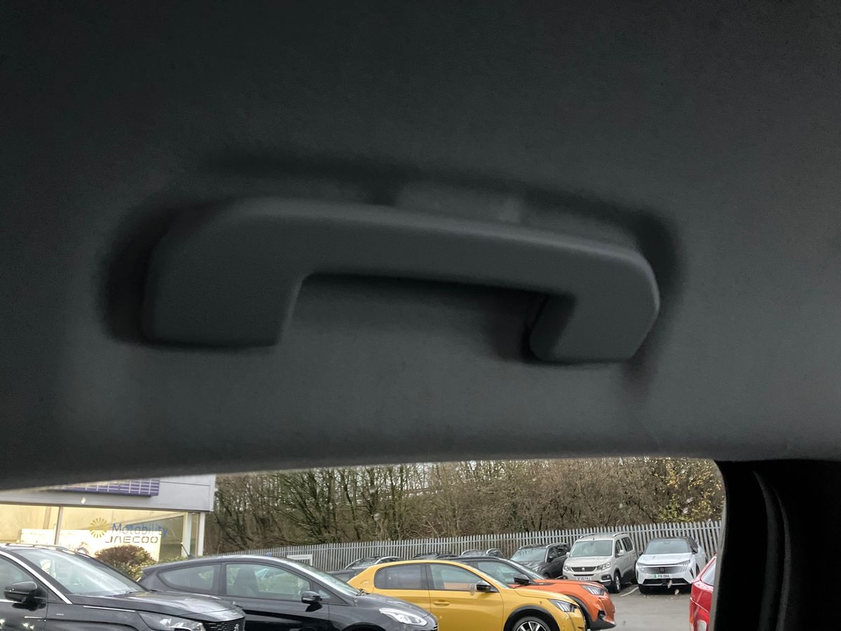 Used Peugeot 208 2023 for sale - 76845463: Photo 21