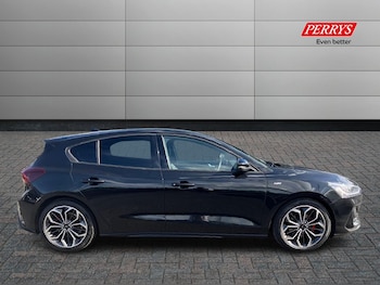 Used Ford Focus 2023 for sale - 75825395: Photo