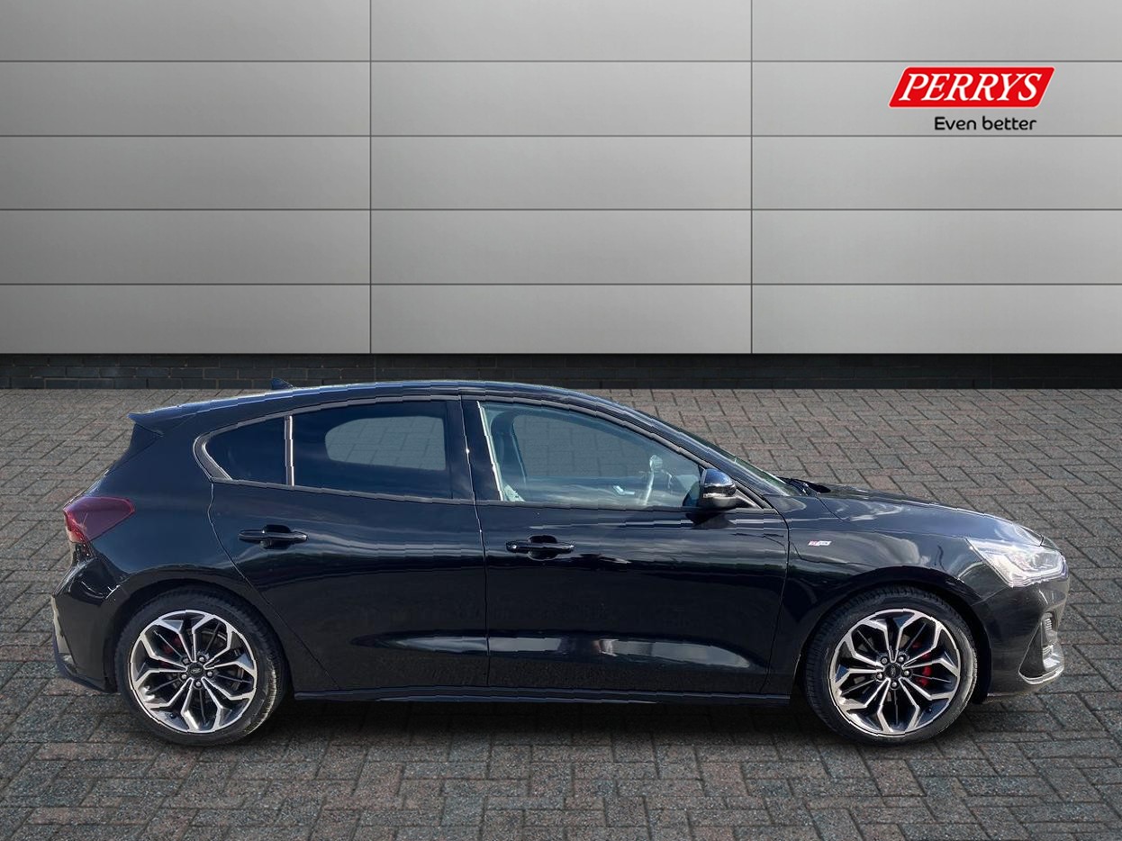 Used Ford Focus 2023 for sale - 75825395: Photo 4