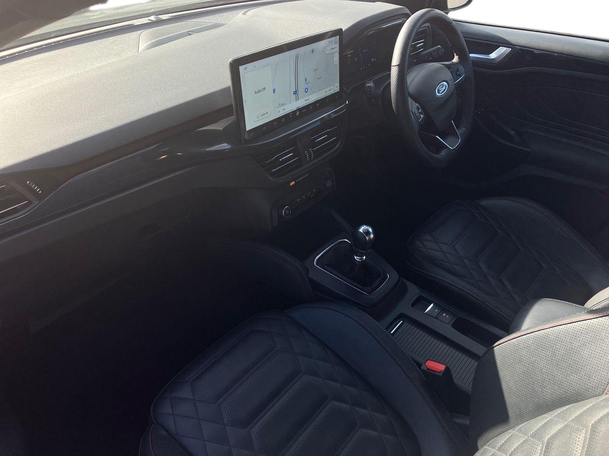 Used Ford Focus 2023 for sale - 75825395: Photo 7