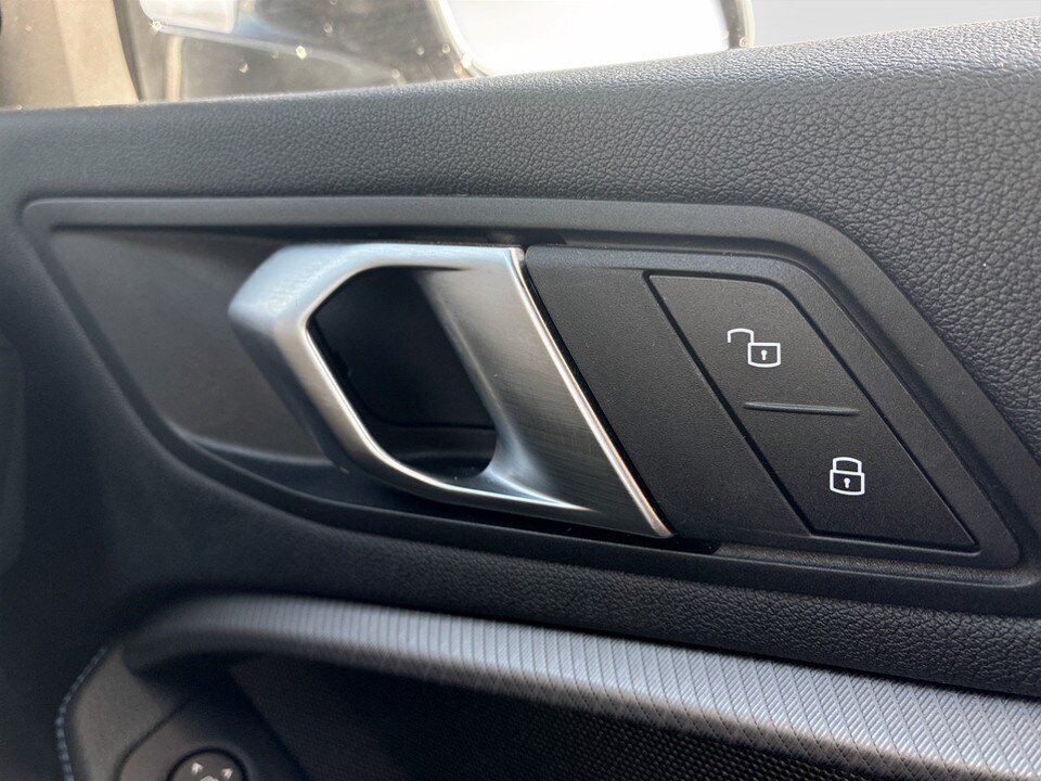 Used BMW 1 Series 2023 for sale - 77980508: Photo 32