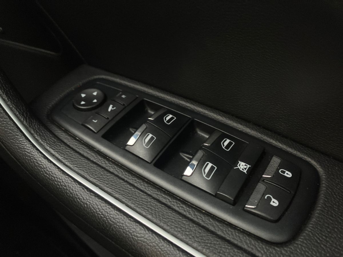 Used Maserati Levante 2018 for sale - 77350621: Photo 18