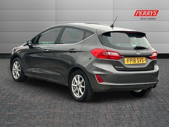 Used Ford Fiesta 2018 for sale - 76310918: Photo