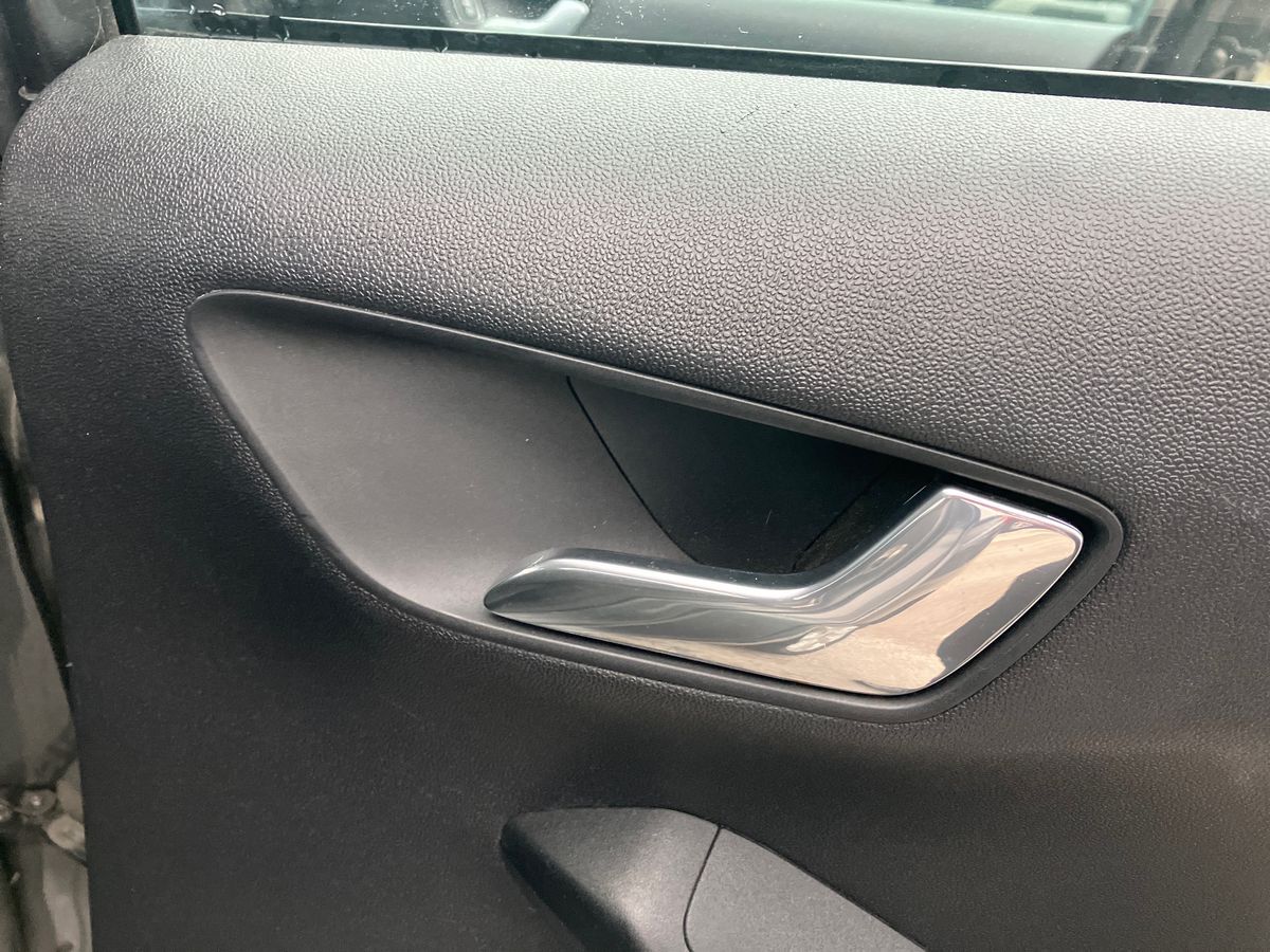 Used Ford Fiesta 2018 for sale - 76310918: Photo 31