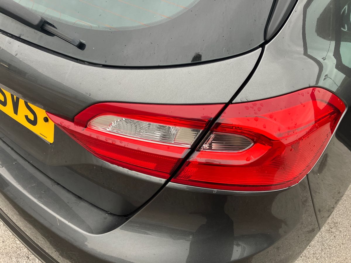 Used Ford Fiesta 2018 for sale - 76310918: Photo 37