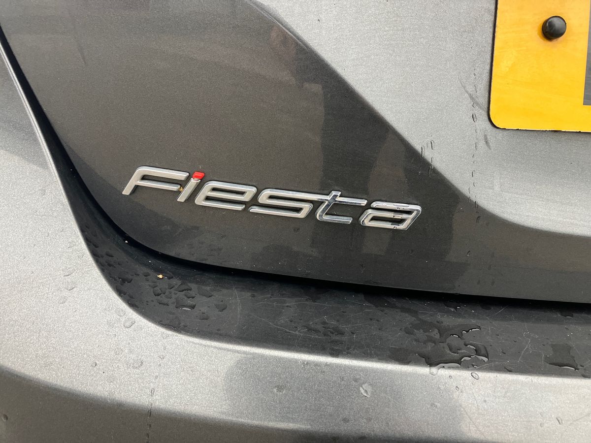 Used Ford Fiesta 2018 for sale - 76310918: Photo 38