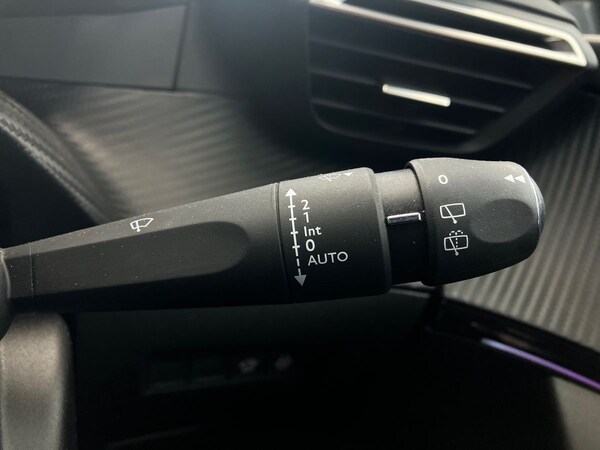 Used Peugeot 2008 2021 for sale - 75177898: Photo 41