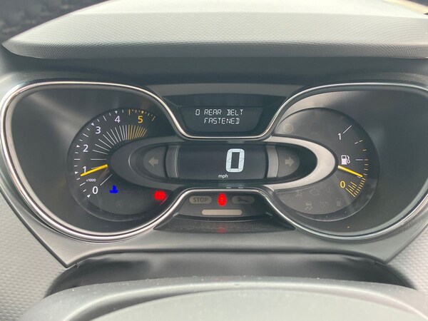 Used Renault Captur 2016 for sale - 76300421: Photo 15