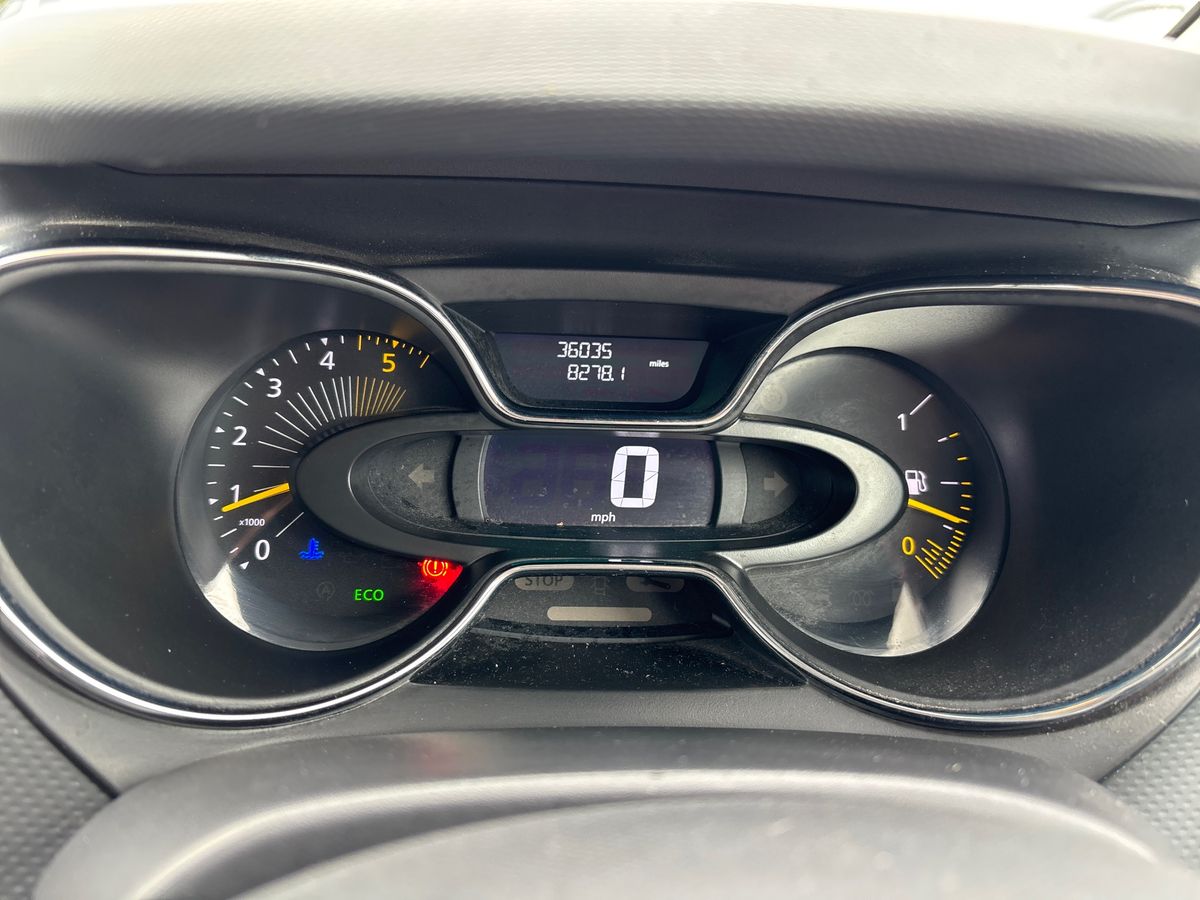 Used Renault Captur 2015 for sale - 77529607: Photo 14