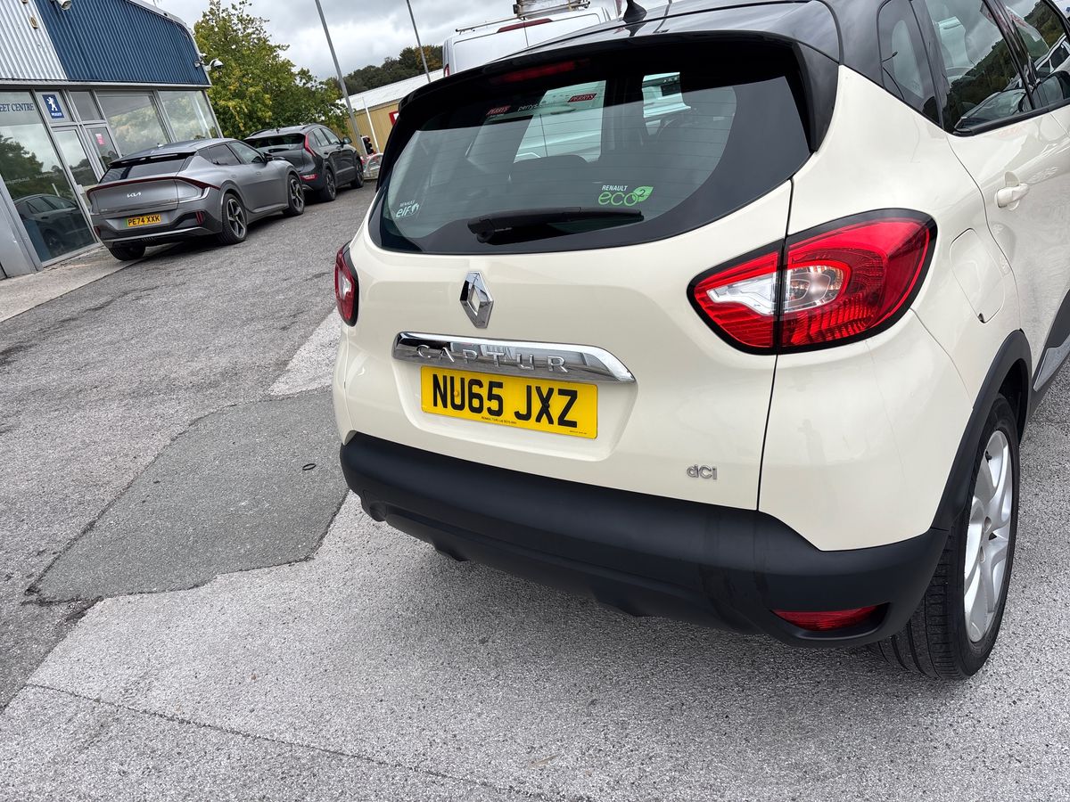 Used Renault Captur 2015 for sale - 77529607: Photo 38