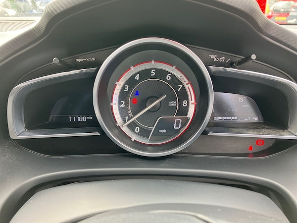 Used Mazda Mazda3 2015 for sale - 76158162: Photo 16