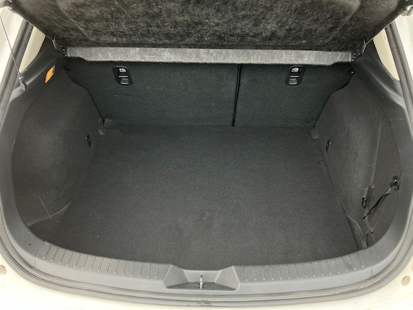 Used Mazda Mazda3 2015 for sale - 76158162: Photo 23