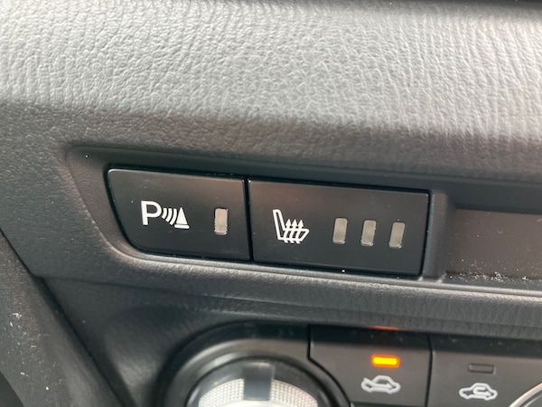 Used Mazda Mazda3 2015 for sale - 76158162: Photo 28
