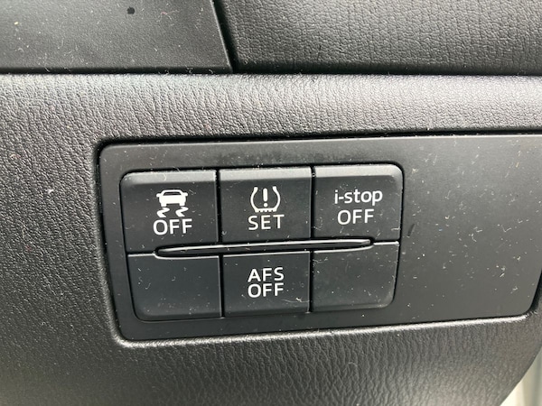 Used Mazda Mazda3 2015 for sale - 76158162: Photo 39