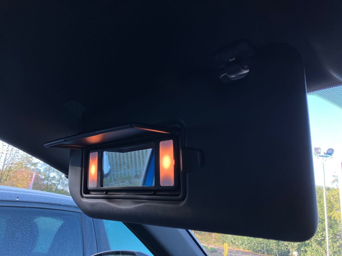 Used Peugeot 3008 2022 for sale - 76625900: Photo 32