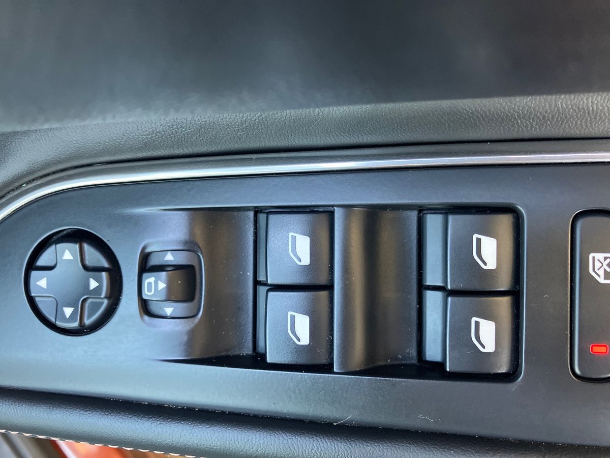 Used Peugeot 3008 2017 for sale - 77002173: Photo 18