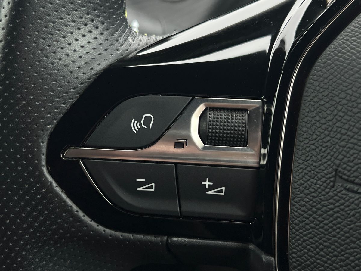 Used Peugeot 2008 2022 for sale - 77604099: Photo 16