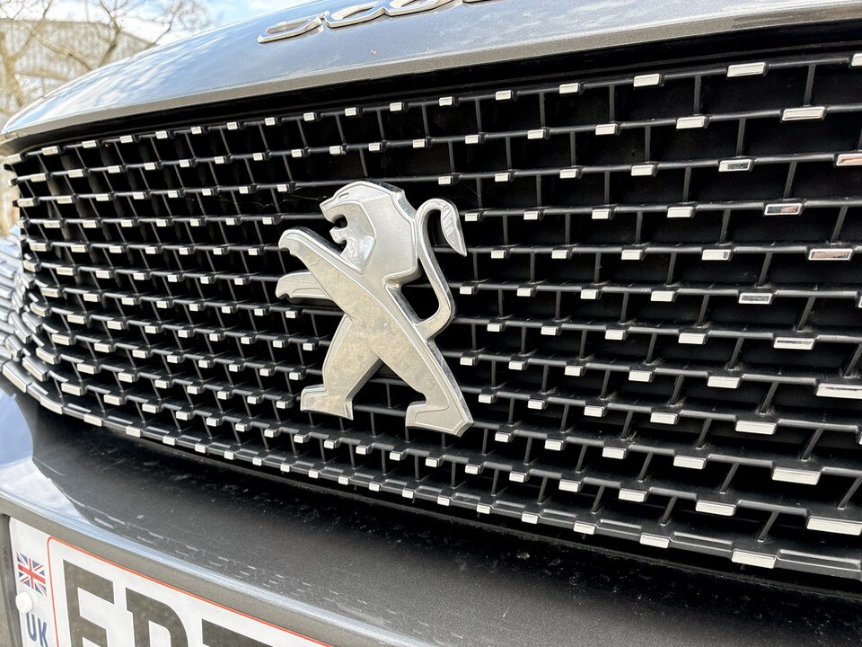 Used Peugeot 5008 2023 for sale - 77604101: Photo 43