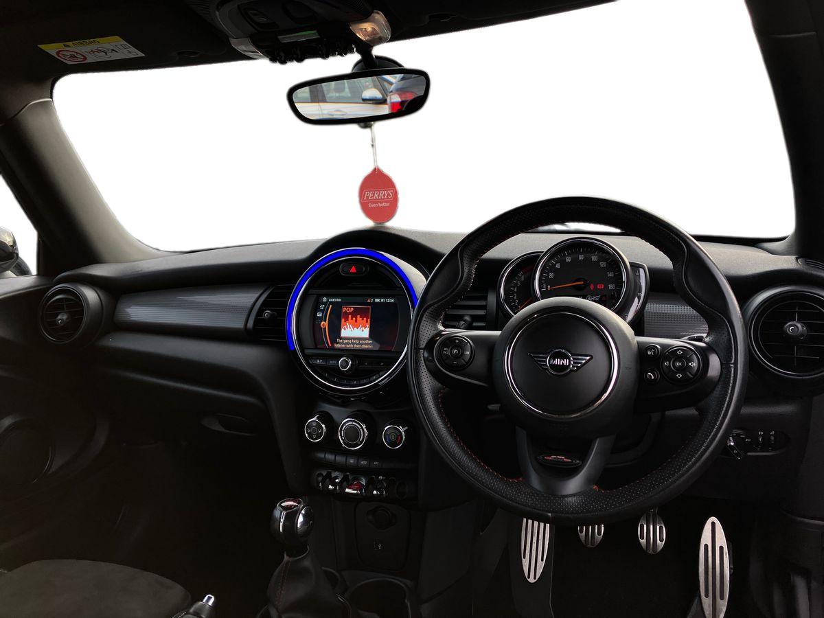 Used MINI Hatch 2020 for sale - 77148752: Photo 8