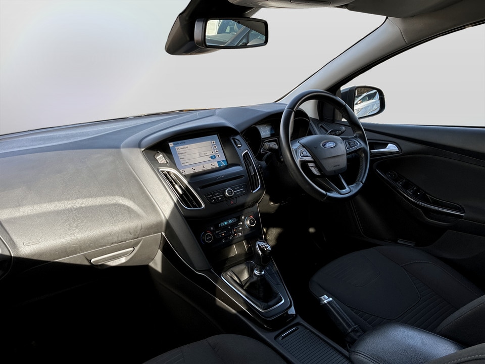 Used Ford Focus 2016 for sale - 77517071: Photo 17