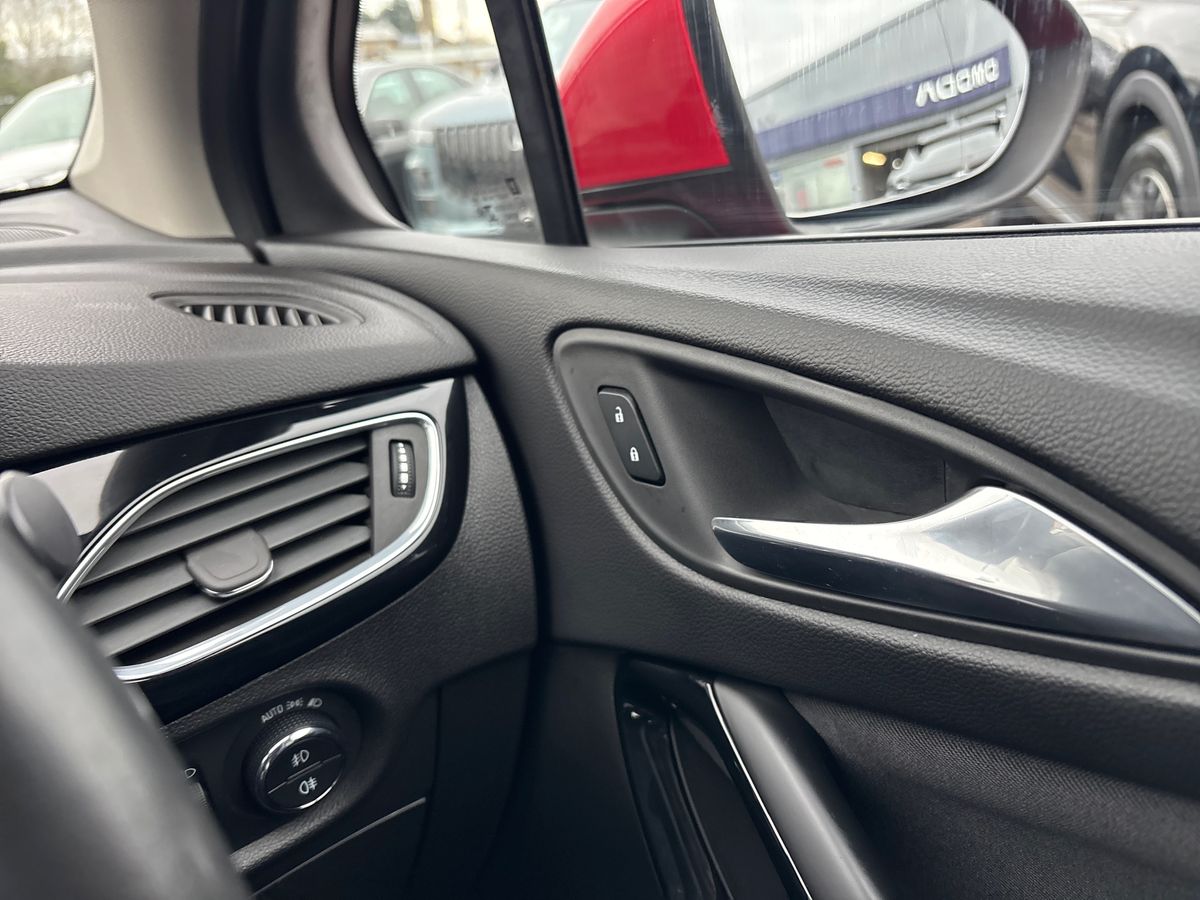 Used Vauxhall Astra 2018 for sale - 77094267: Photo 25