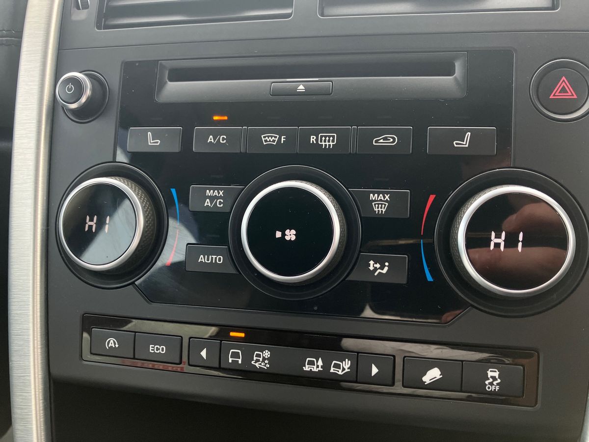 Used Land Rover Discovery Sport 2017 for sale - 77562726: Photo 12