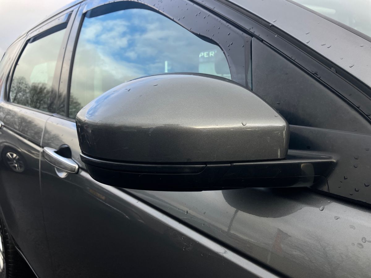 Used Land Rover Discovery Sport 2017 for sale - 77562726: Photo 22